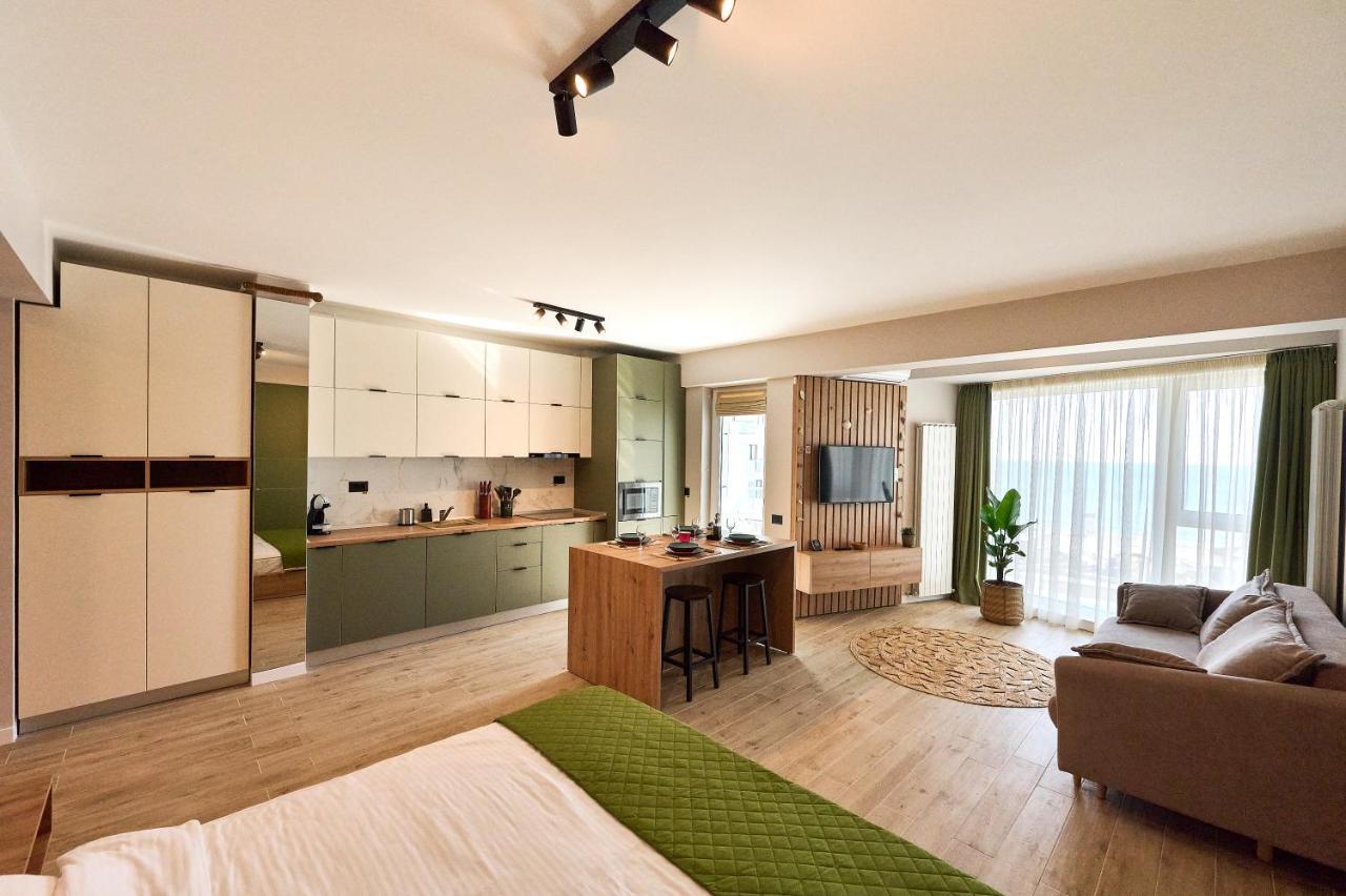 Studio Cornelia Seaview Spa&Pool In Infinity Beach Resort 마마이아 외부 사진