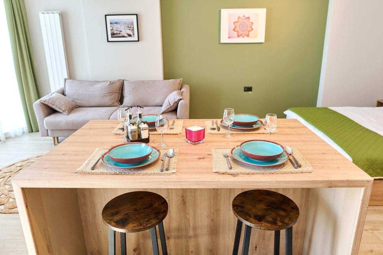 Studio Cornelia Seaview Spa&Pool In Infinity Beach Resort 마마이아 외부 사진